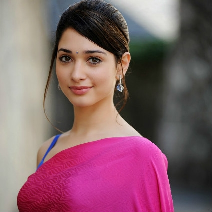 Guy throws shoe at Tamannaah and is slapped