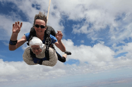 102 year old great granny becomes oldest skydiver in world