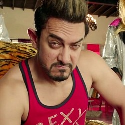 Aamir Khan's Secret Superstar was aired to LK Advani! Details: