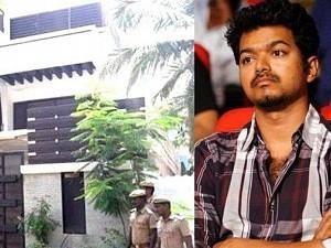 Shocking: Midnight Bomb threat to Vijay's house, What happened?