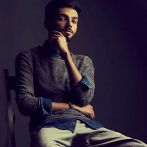 Anirudh clarifies on the copycat claims!