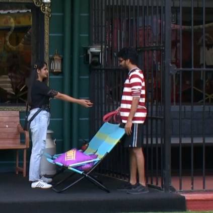 Bigg Boss 3 Losliya cried due to the chocolate given by Kavin