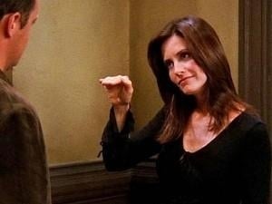 TRENDING: Courteney Cox recreates this ICONIC dance step from F.R.I.E.N.D.S – Watch VIDEO!