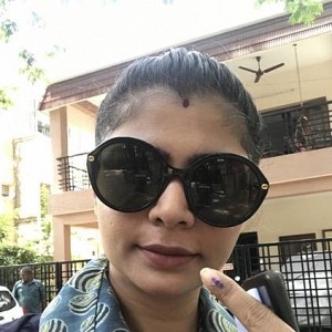 CS Amudhan trolls Chinmayi's picture from voting booth
