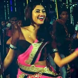 Oviya's latest item song video