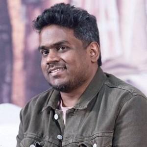 சூப்பர்ஹிட் பாடலை இந்த ஹீரோ பாட ஐடியா சொன்னது யுவன் தான் - இயக்குநர் சுவாரஸ்யம்
