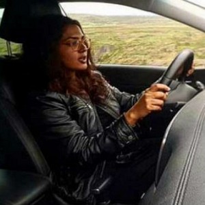 Parvathy meets with an accident - escapes unhurt