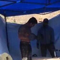 This Leading star works out topless in freezing weather - Viral Video!