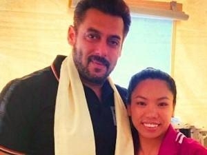 Salman Khan meets Mirabai Chanu but his shawl is grabbing the eyeballs