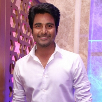 Sivakarthikeyan wishes fans a happy new year