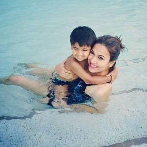 Soundarya Rajinikanth deletes pic of her son Ved in a swimming pool