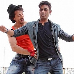 Laughter guaranteed: Nawazuddin is just like us in his latest dance moves