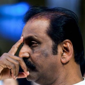 Vairamuthu effigy burnt by protesters over Aandal row