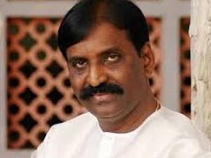 Vairamuthu on reopening educational institutions