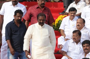 Karunanidhi death: Political leaders and Celebrities pay homage