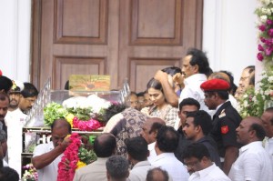 Karunanidhi death: Political leaders and Celebrities pay homage