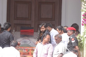 Karunanidhi death: Political leaders and Celebrities pay homage