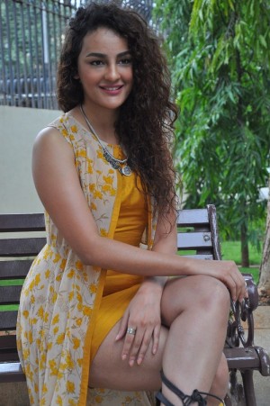 Seerat Kapoor (aka) SeeratKapoor